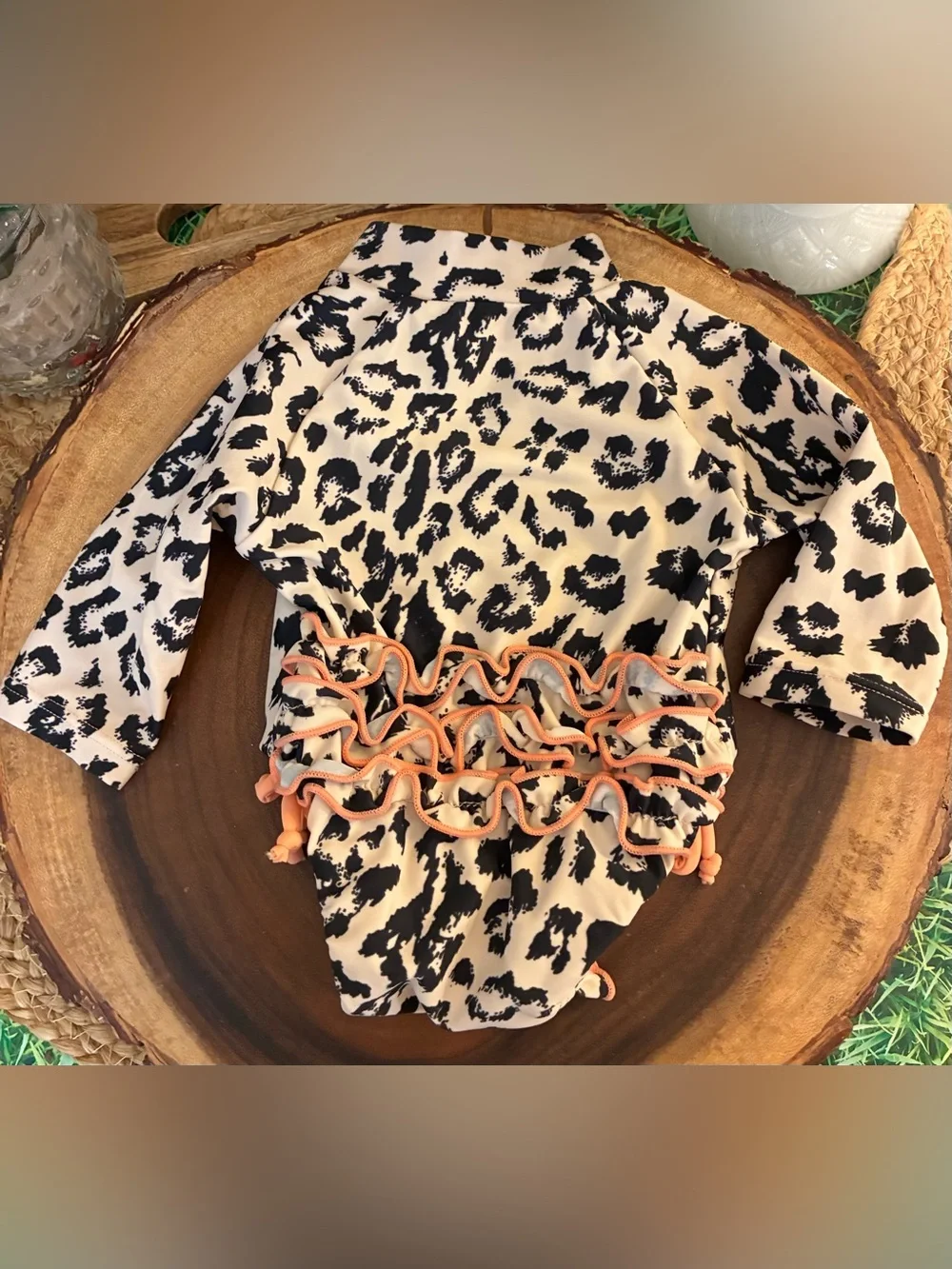 Jessica Simpson Black & Nude/Blush & Coral Leopard Print Swimsuit Rashguard